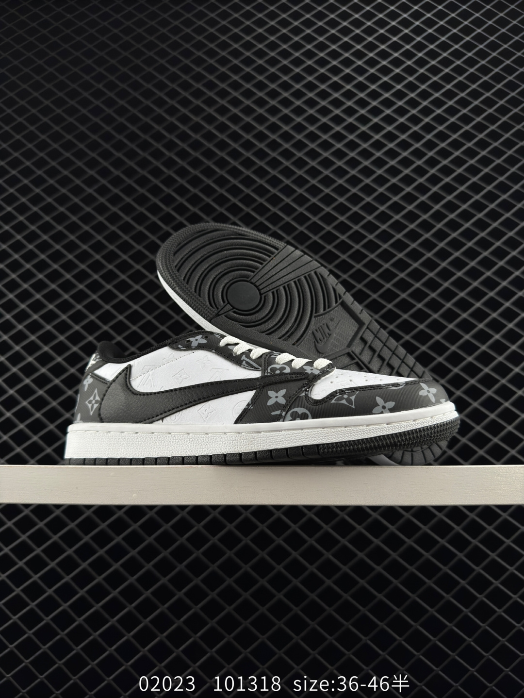 Travis Scott x Air Jordan 1 Low OG 